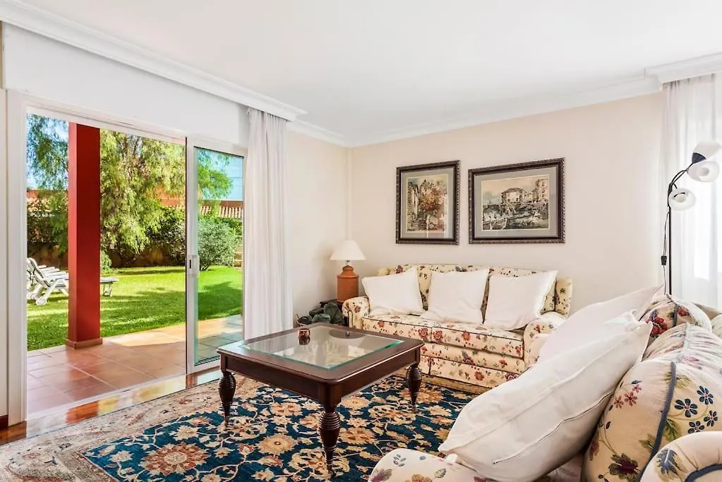 Villa Artigar, Garden, Swimming Pool And Bbq. Puerto de la Cruz  Spain